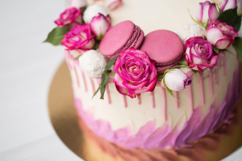 Jaipur’s Sweet & Floral Delights: Online Cake and Flower Options